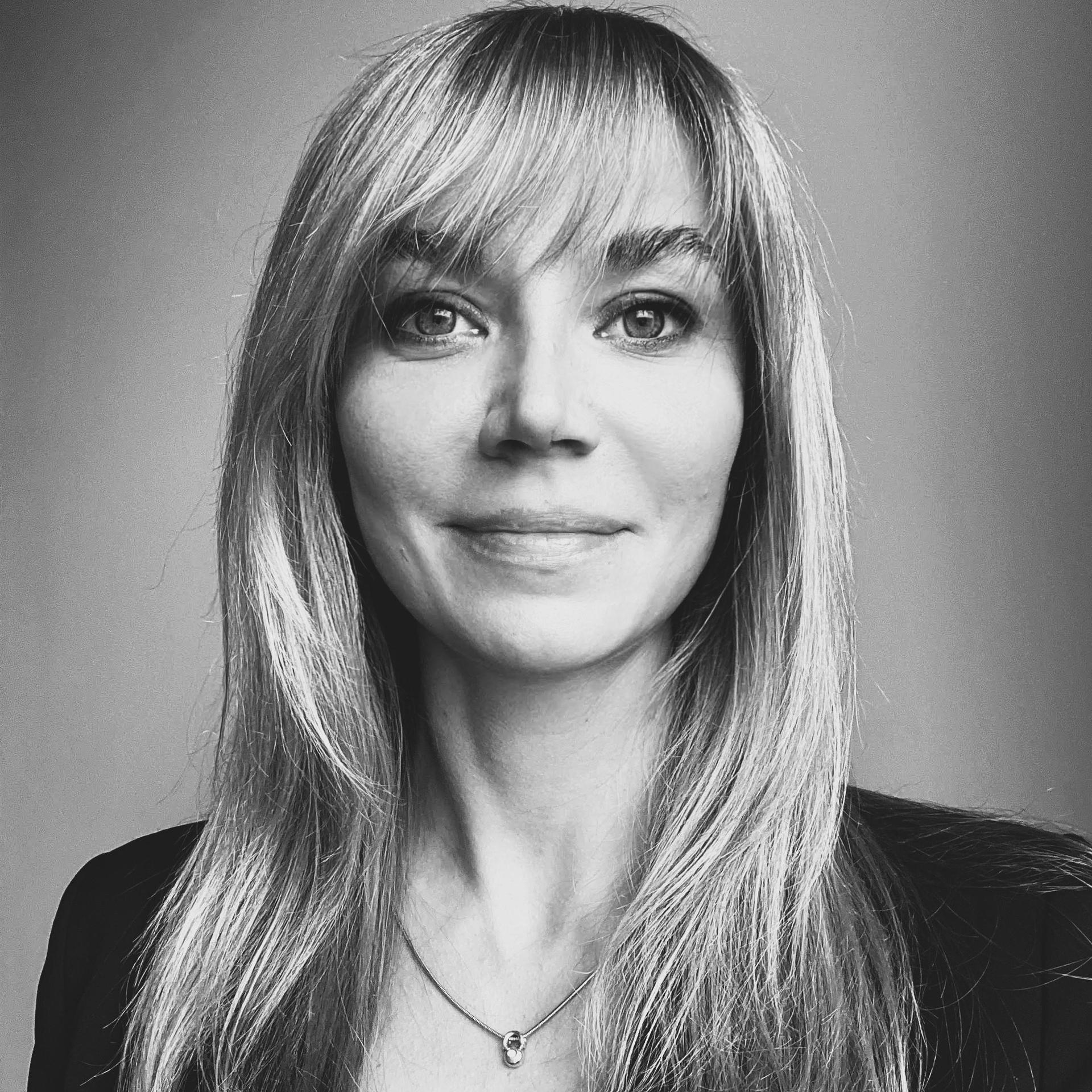 OLIVIA WEYLAND